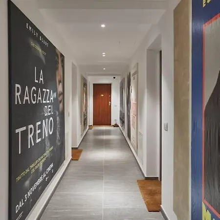 Bright Two-room Apartment Milan