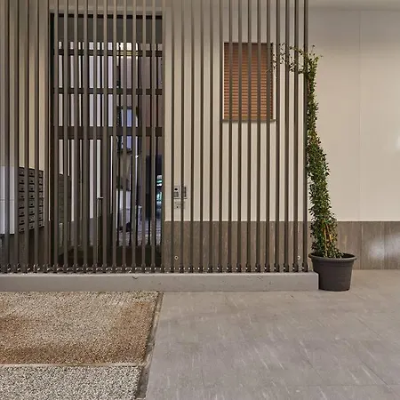 Bright Two-room Apartment Milan