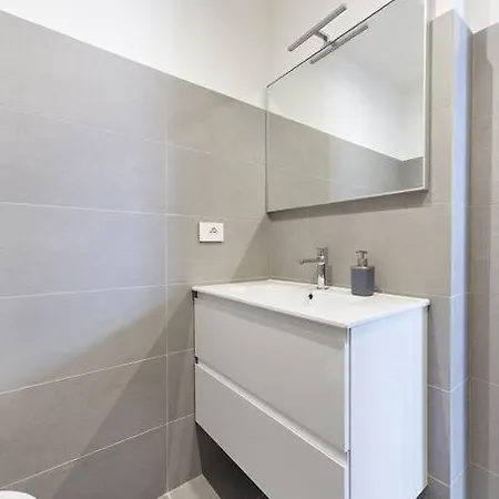 Bright Two-room Apartment *